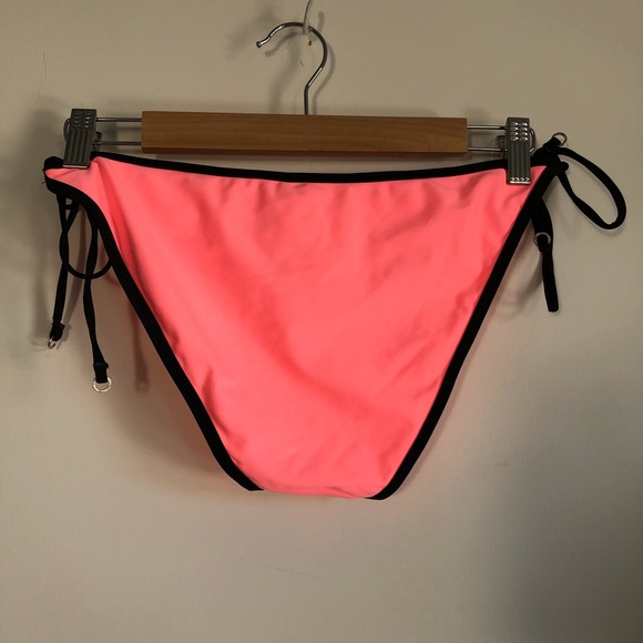 NEW💖Bikini bottom - Picture 5 of 5